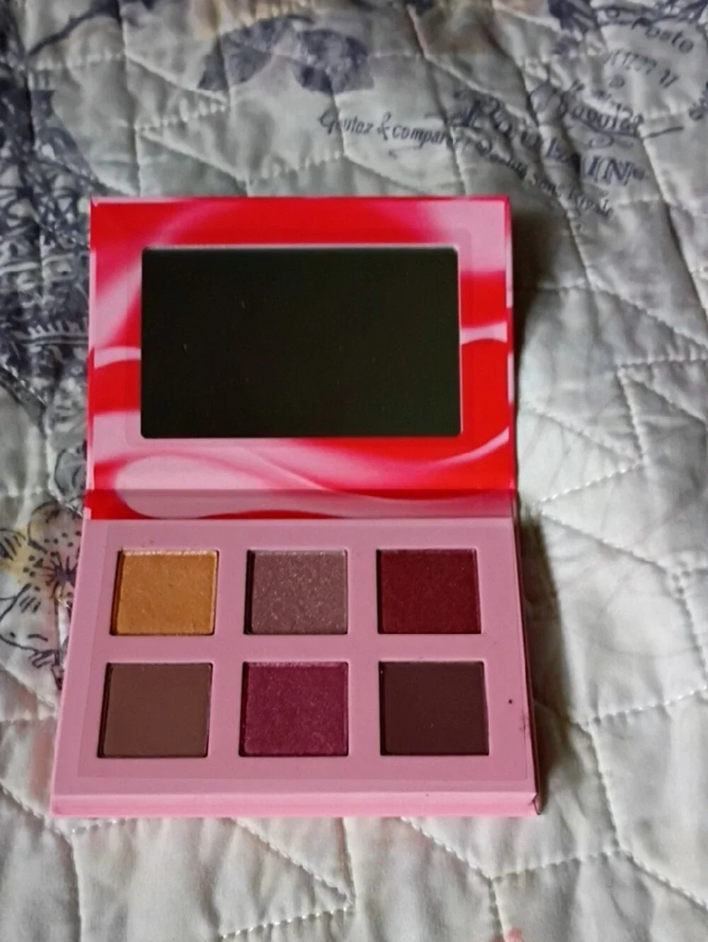 Mary Kay Pink & Plum 6-Color Eyeshadow Palette
